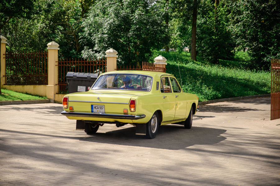 Volga - automobilių nuoma šventėms
